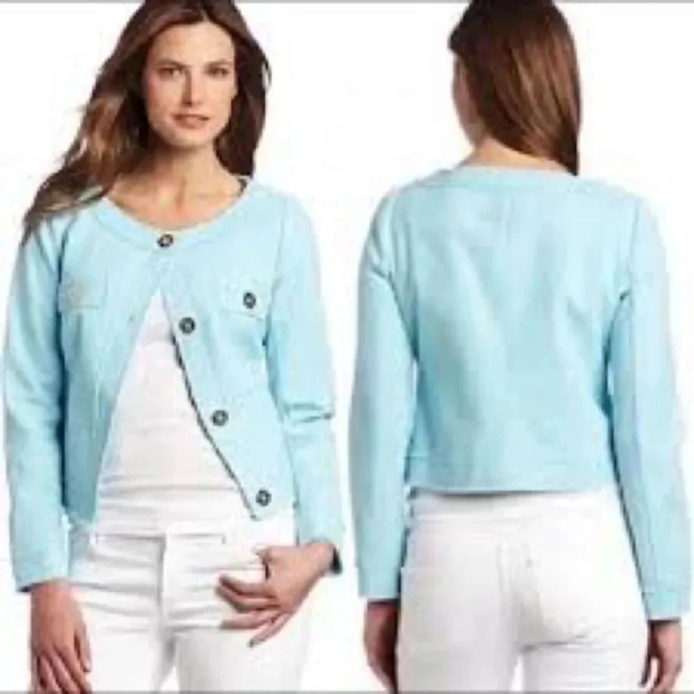 NWT Women’s Lilly Pulitzer SKYE light Blue Button up Fringe jacket Size small